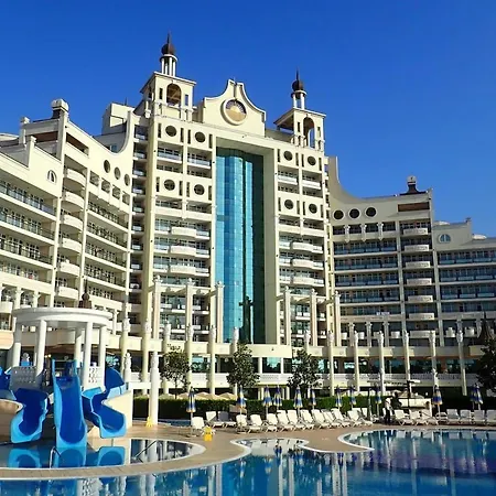 Private Penthouse With Seaview At Sunset פומורי