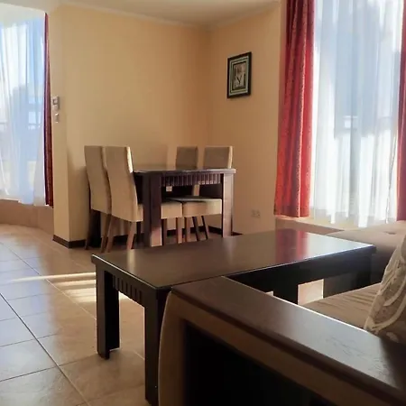 Private Penthouse With Seaview At Sunset * פומורי